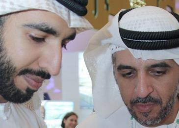 شخبوط بن نهيان بن مبارك آل نهيان يزور جناح أبوظبي في معرض الرياض للسفر 2018